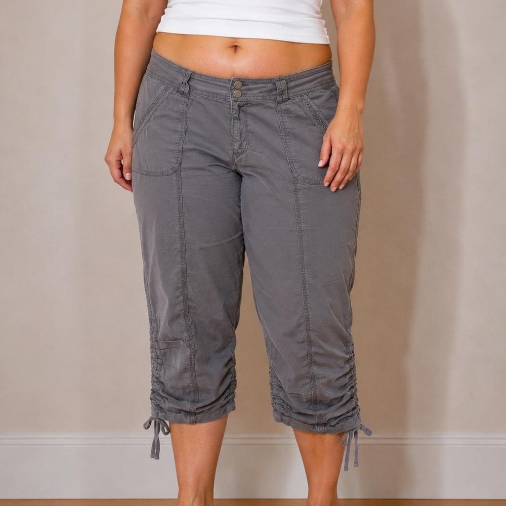 Vintage‎ Ruched Cargo Low Rise Capri Pants Grey Women 12 Y2K Gorpcore Casual